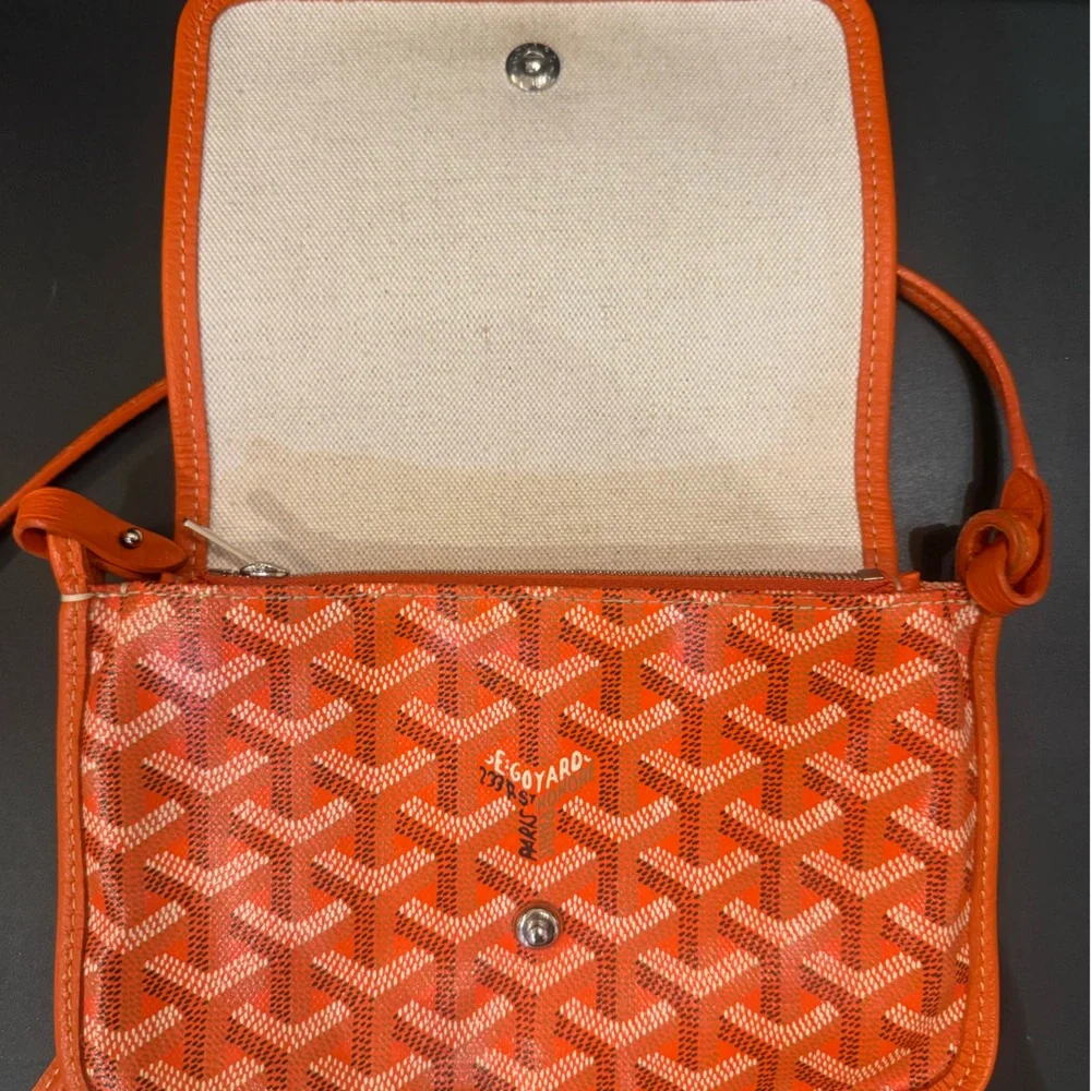 Goyard Vibrant Orange Mini Crossbody Shoulder Bag - Picture 3 of 6